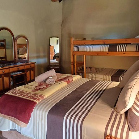 Brentwood Lodge Deneysville Esterno foto